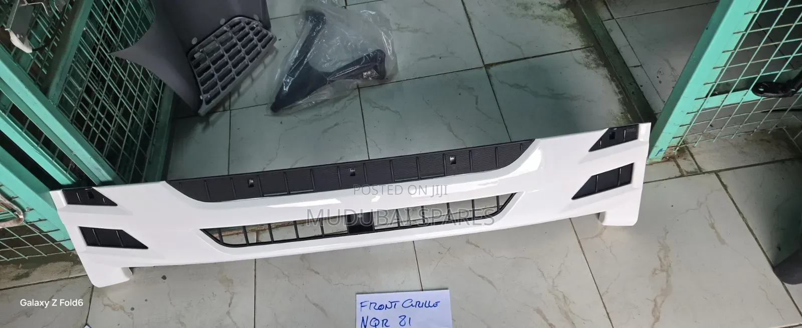 Isuzu NQR 81or 700p Front Grill