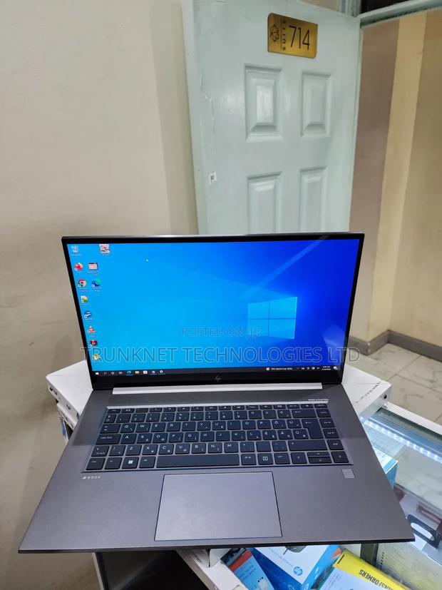 Laptop HP ZBook Studio G8 32GB Intel Core i7 SSD 512GB - main view