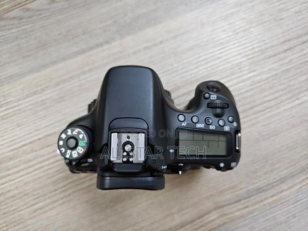 Canon EOS 70D DSLR Camera (Body Only)
Clean Unit!  - thumbnail 4