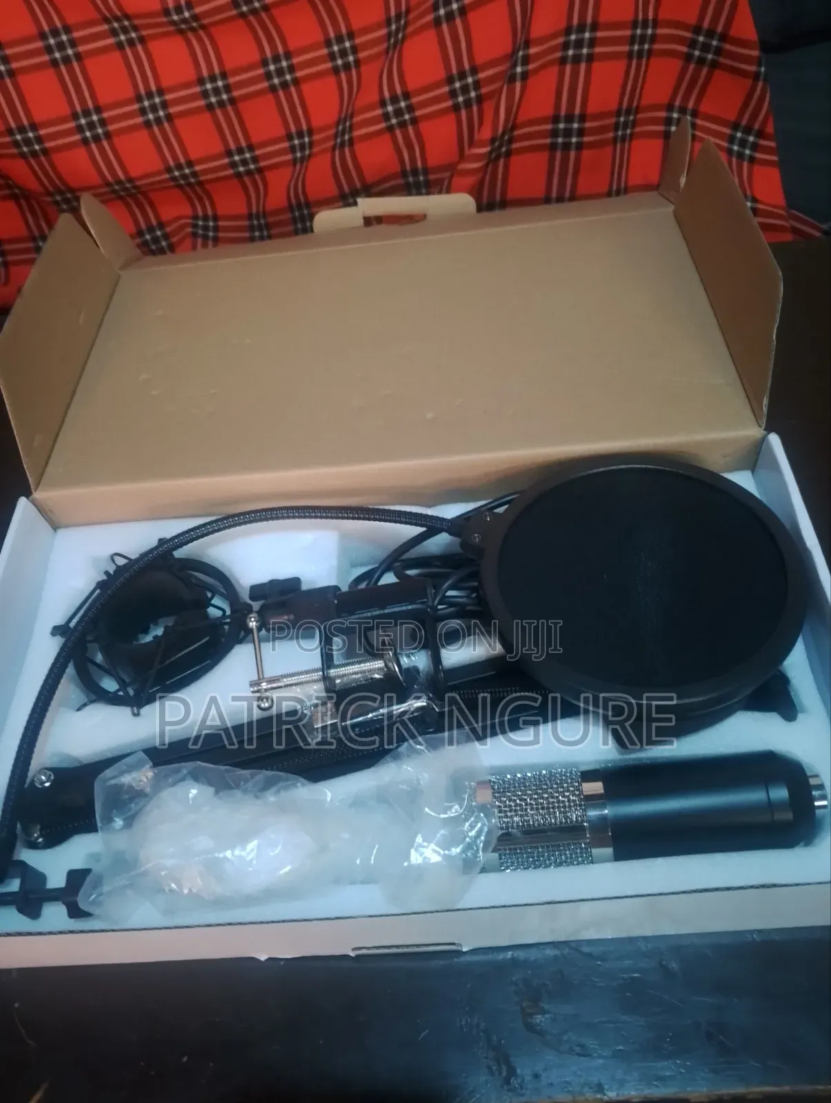 Condenser Microphone
