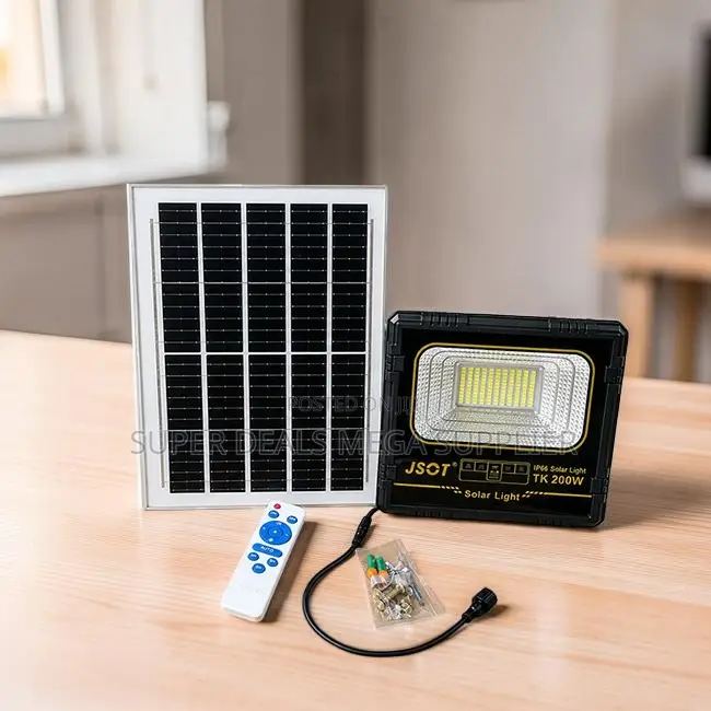 Weatherproof Design 200W Watts Outdoor Security LED Solar Flood Light