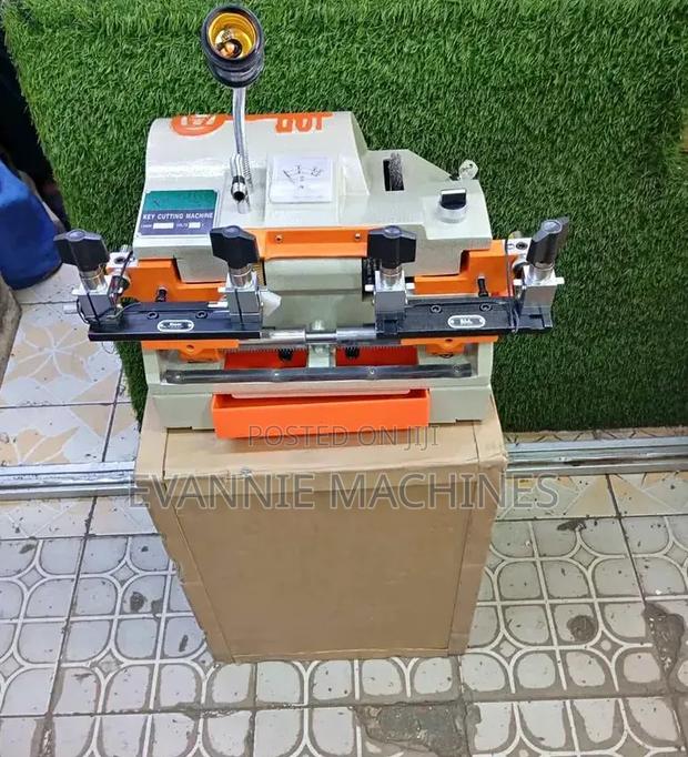 Commercial Key Cutting Machine