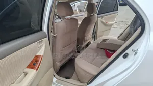 Toyota Corolla 2006 White