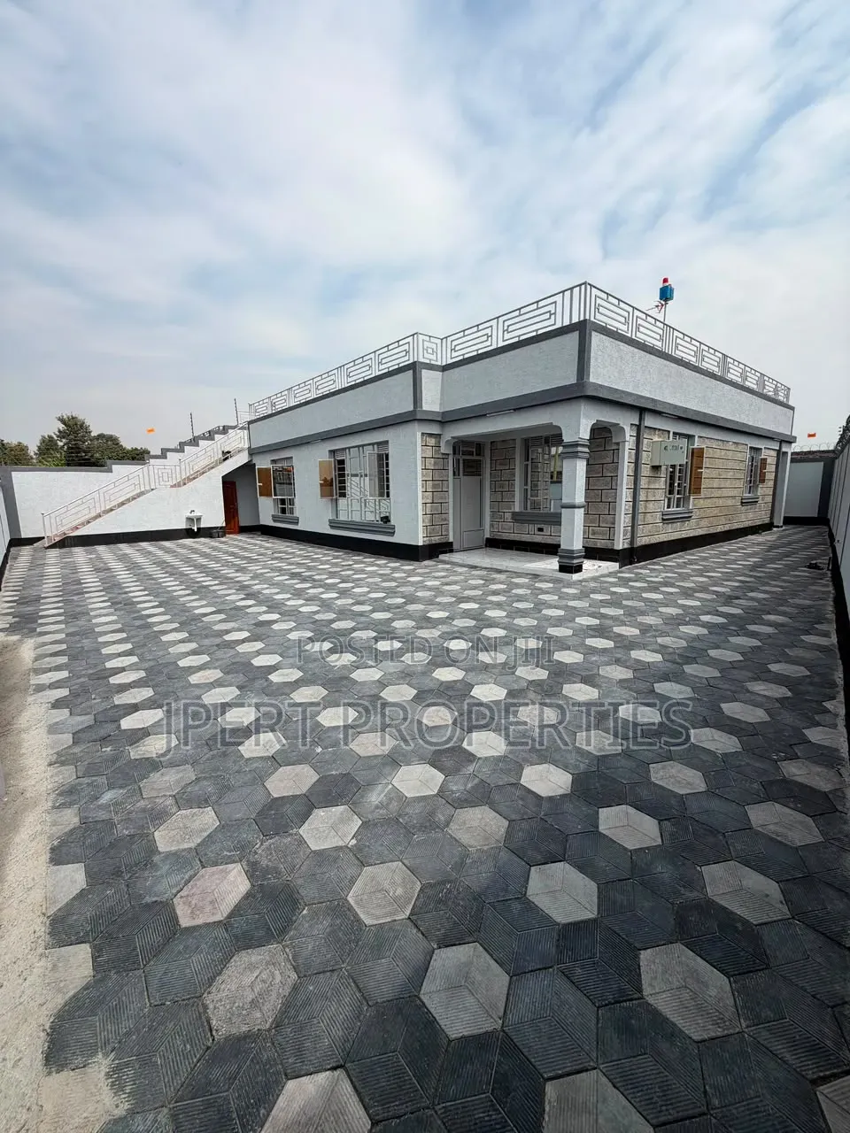 3bdrm Bungalow in Mugutha, Kimbo for sale
