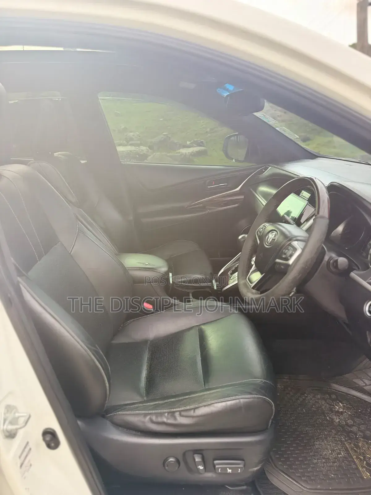 Toyota Harrier 2015 White