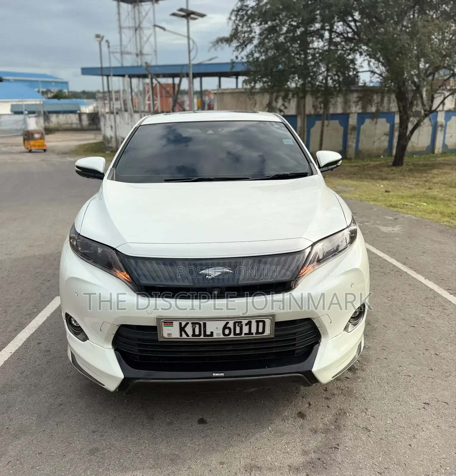 Toyota Harrier 2015 White
