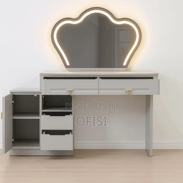 Dressing Table; Modern White Vanity Dressing Table