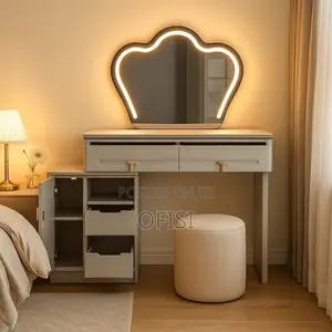 Dressing Table; Modern White Vanity Dressing Table
