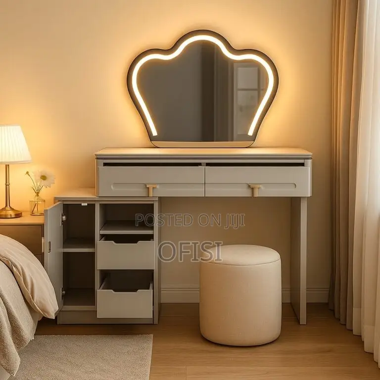 Dressing Table; Modern White Vanity Dressing Table