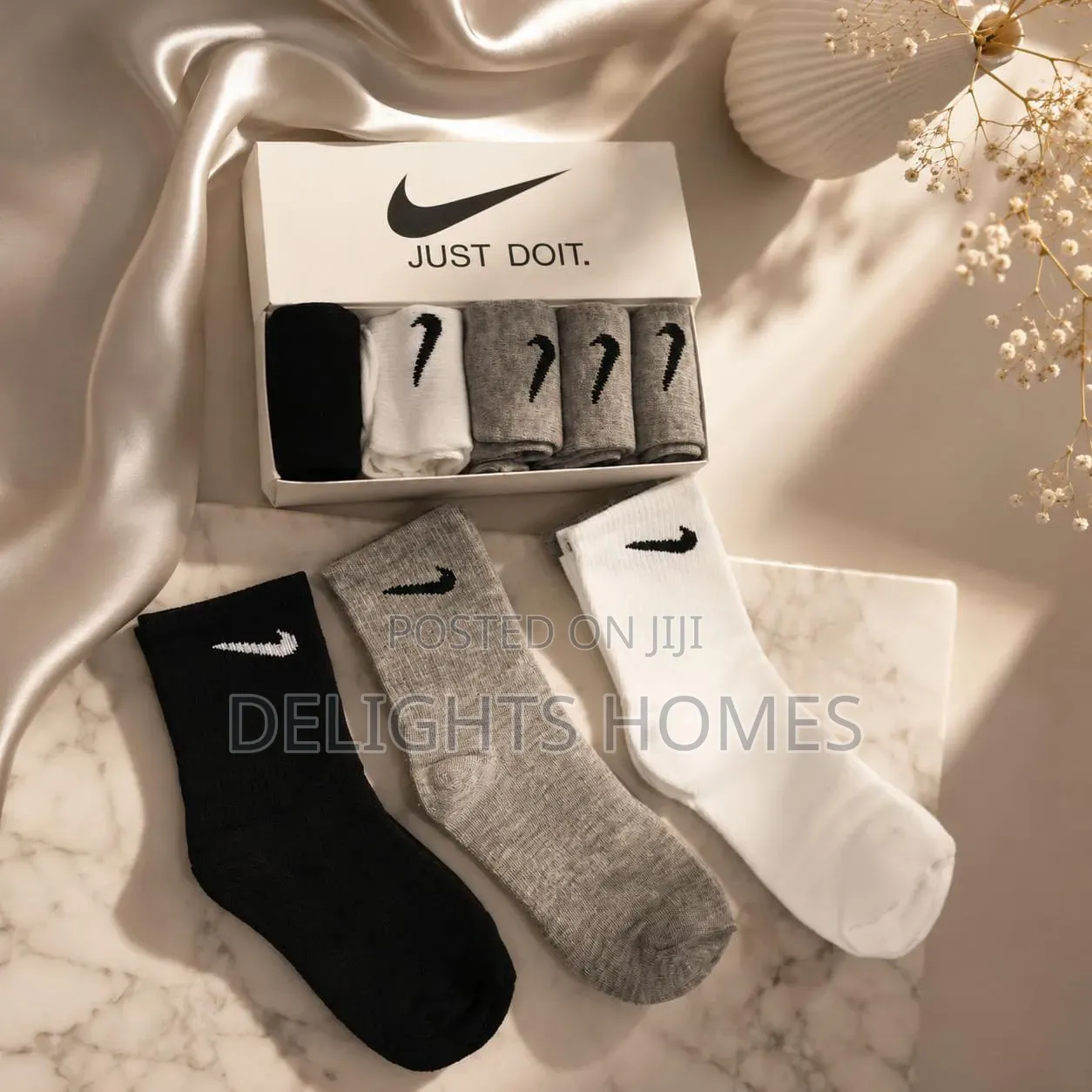 *5Pairs Tube Nike Cotton Socks Pack_re