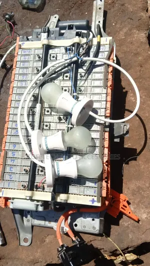 Hybrid Servicing on Battery