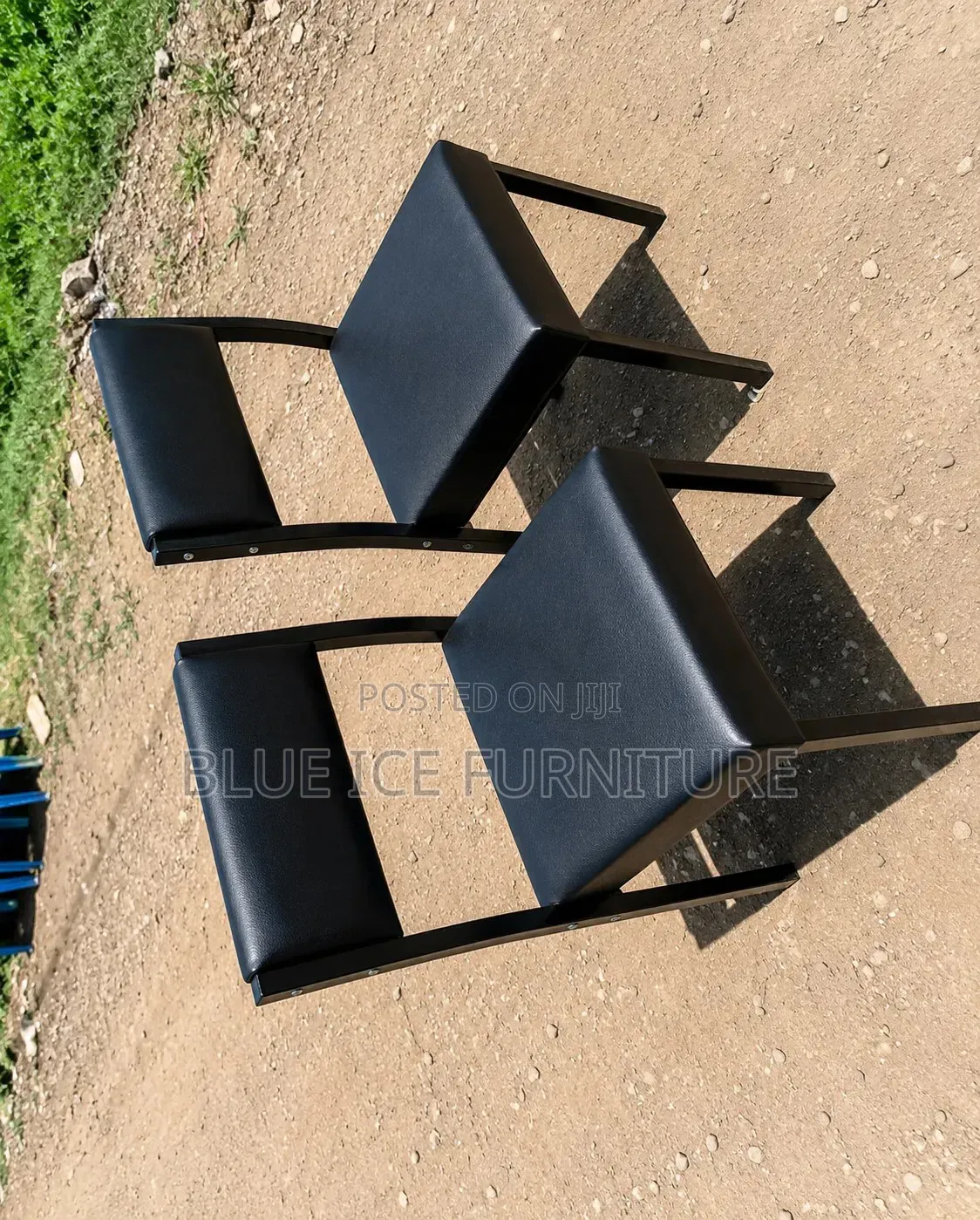 Black Cushion Office Chair