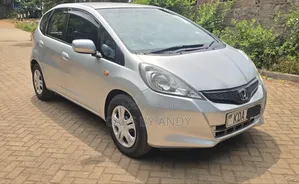 Honda Fit 2012 Silver