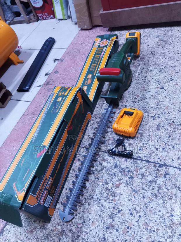 2.0Ah Battery Powered Jadever Hedge Trimmer
