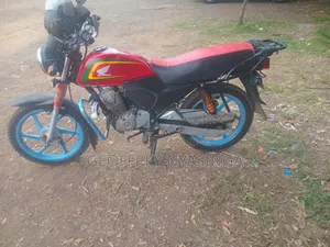 Honda CB 2023 Red