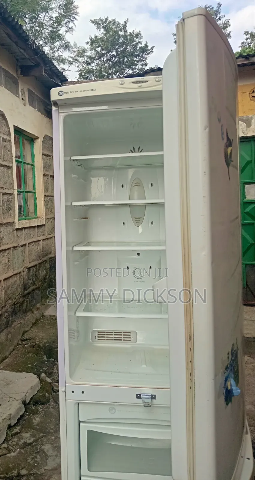 Refrigerator