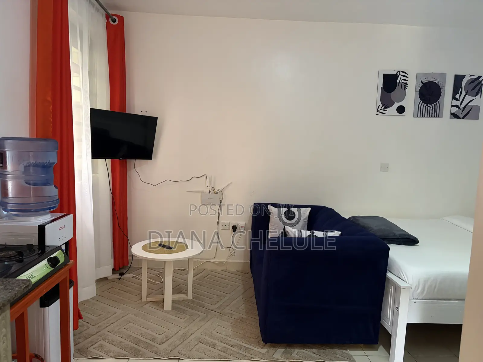 Clean Affordable Studios Airbnb Along 4th Avenue Rongai