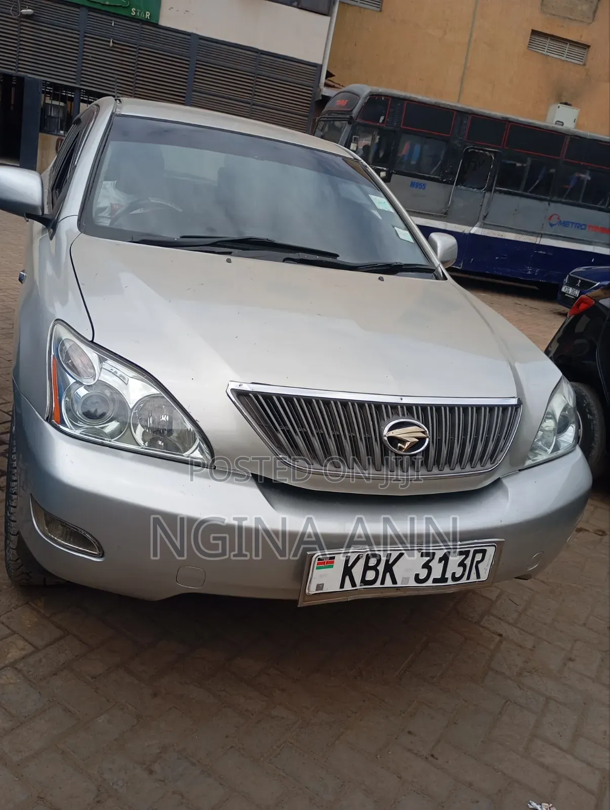 Toyota Harrier 2004 Silver