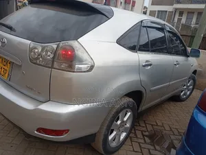 Toyota Harrier 2004 Silver
