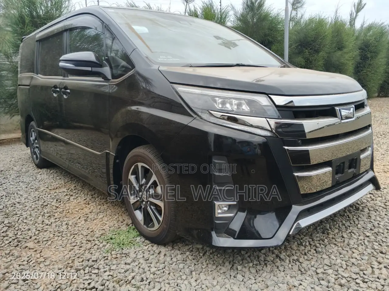 Toyota Noah 2.0 AWD (8 Seater) 2019 Black