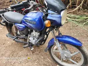 Bajaj Boxer 2017 Blue