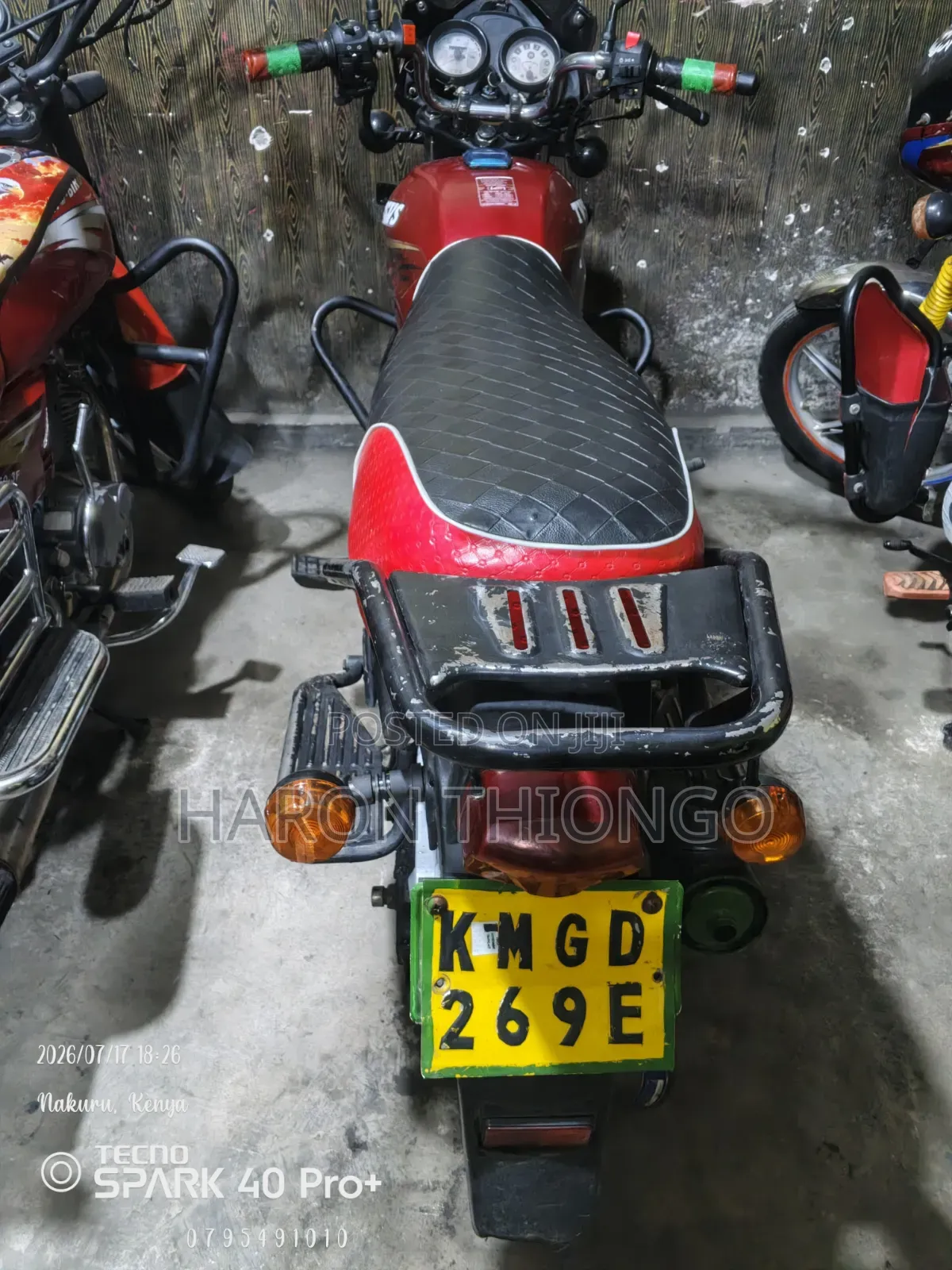 TVS HLX Plus ES 2025 Red