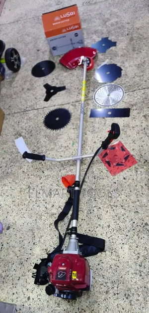 Lusqi 4 Stroke Petrol Brush Cutter