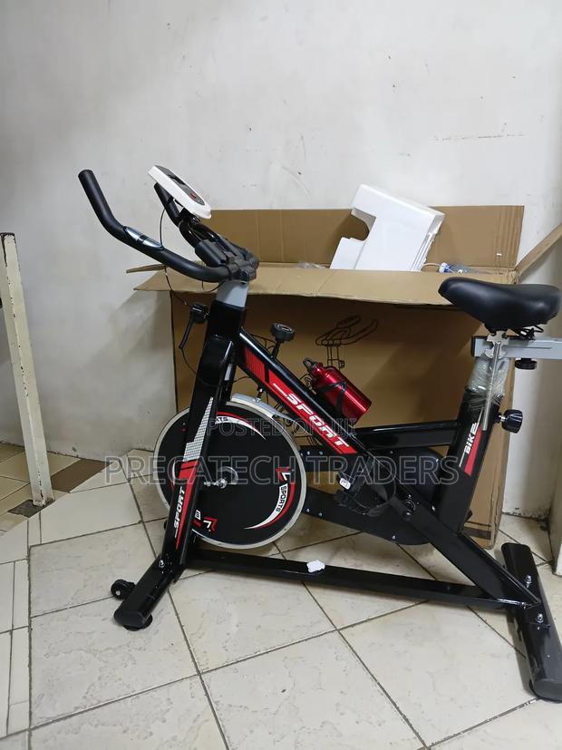 Heavy Duty Indoor Exercise Spin Bike for Cardio Workouts