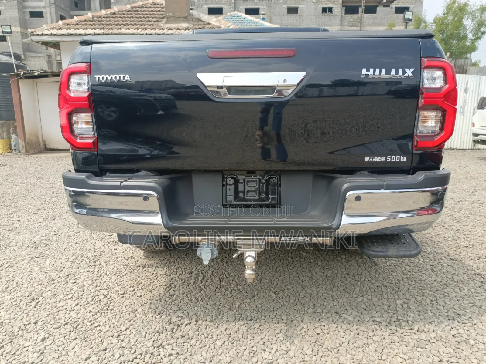 Toyota Hilux 2021 Black