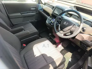 Honda Freed 2019 White