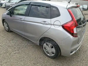 Honda Fit 2019 Silver