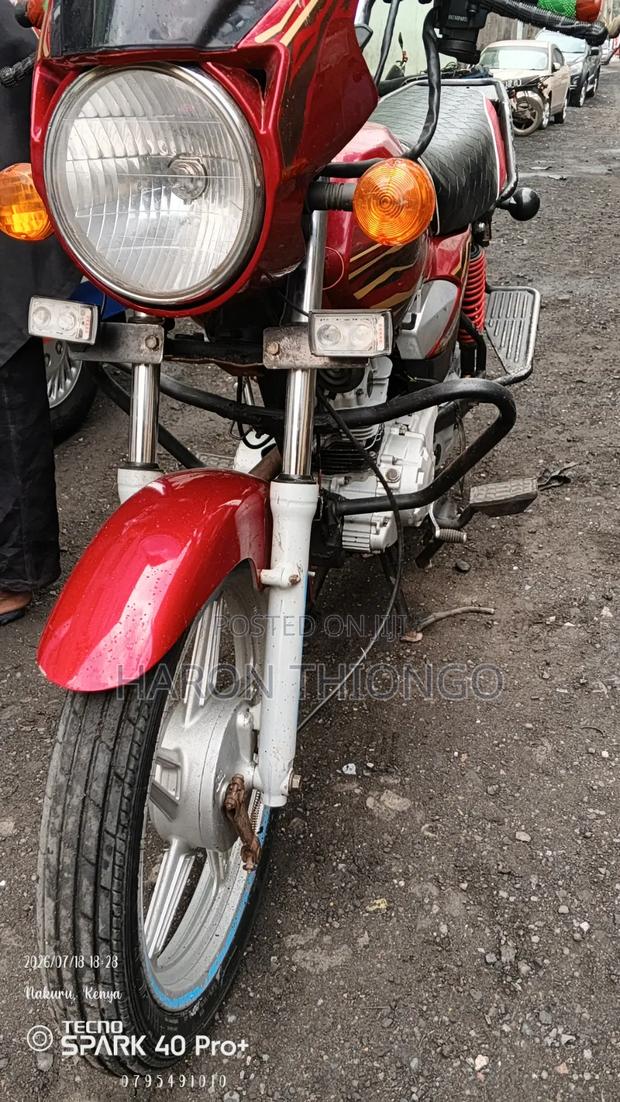 TVS HLX Plus ES 2025 Red - thumbnail 5