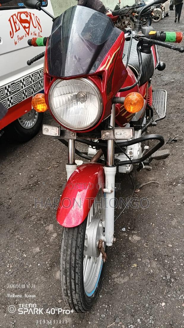 TVS HLX Plus ES 2025 Red - thumbnail 8
