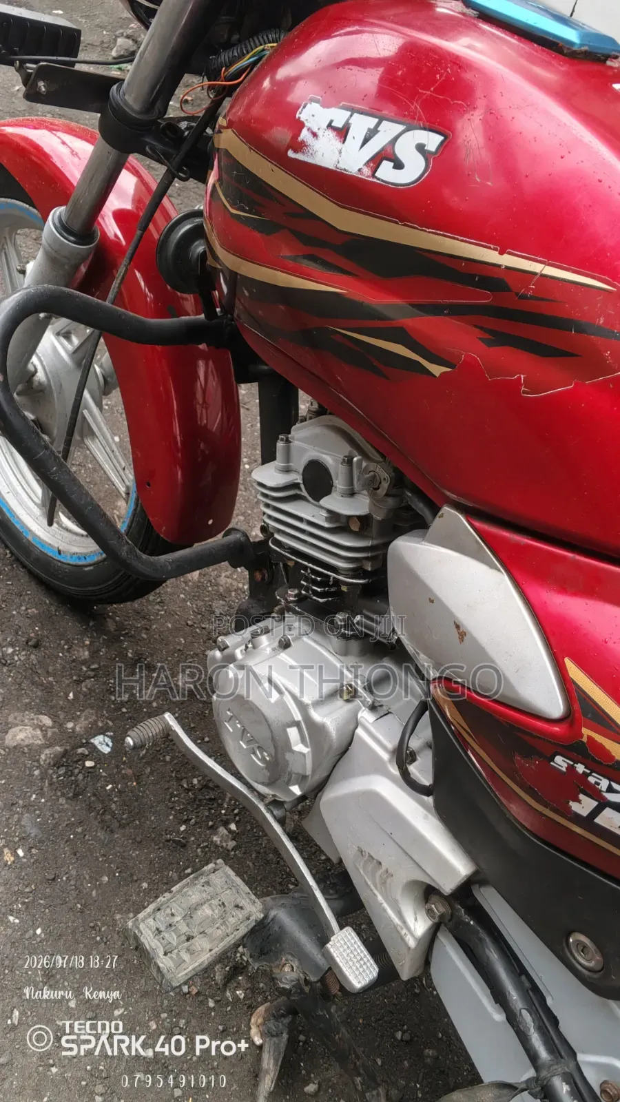 TVS HLX Plus ES 2025 Red