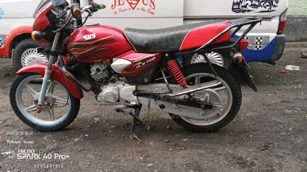 TVS HLX Plus ES 2025 Red - thumbnail 3