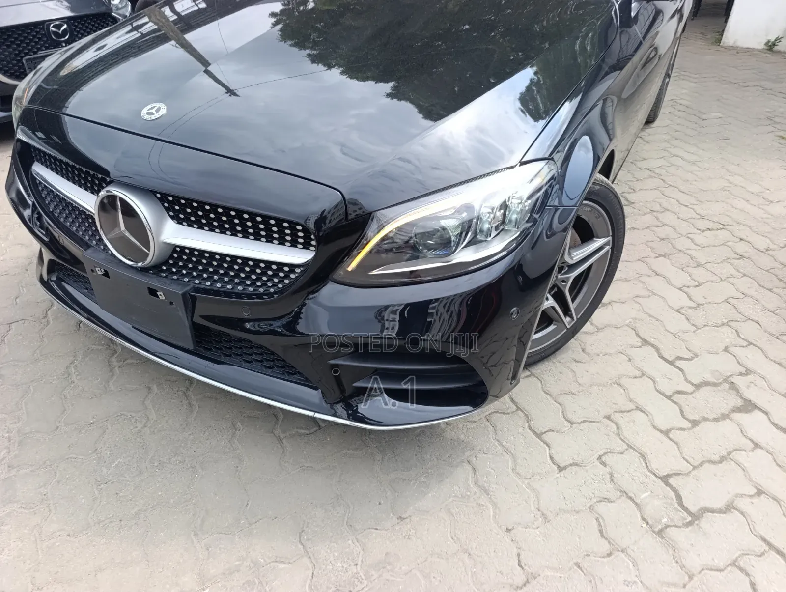 Mercedes-Benz C200 2018 Black
