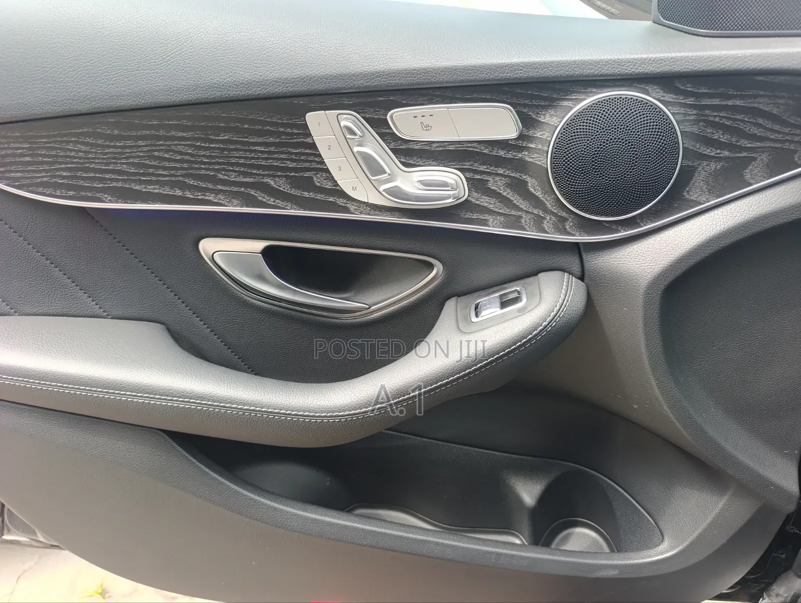 Mercedes-Benz C200 2018 Black