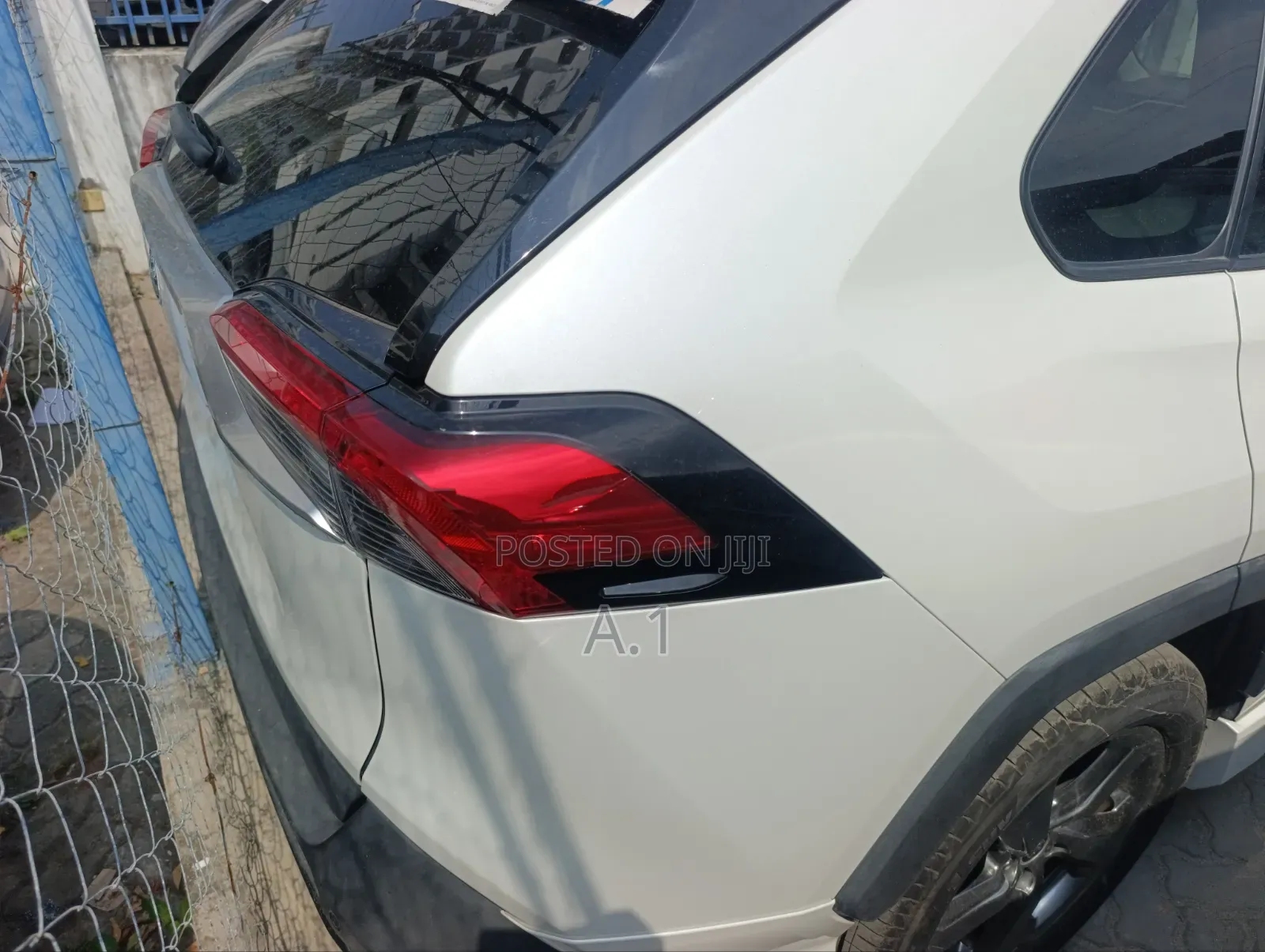 Toyota RAV4 2019 Off white