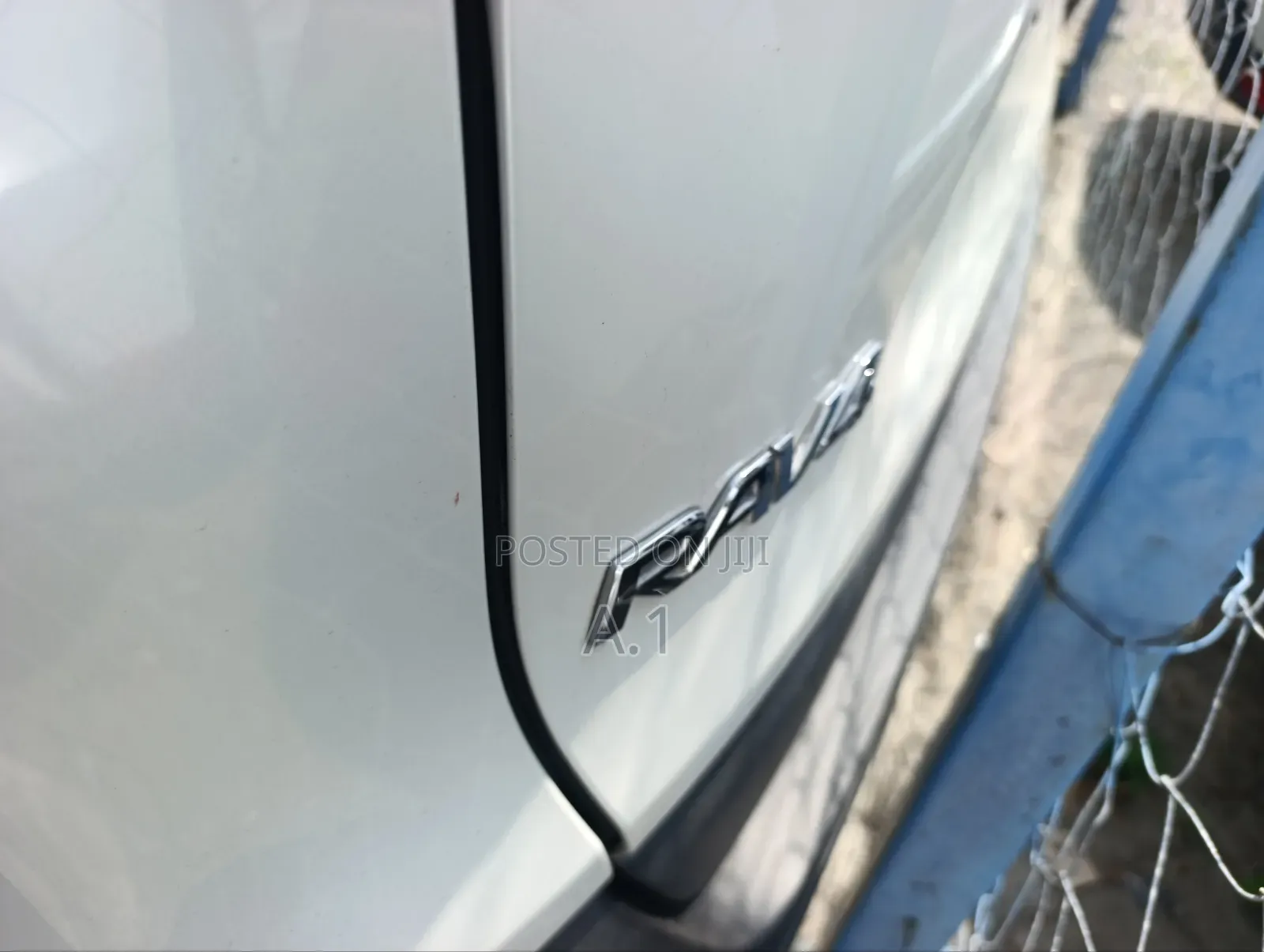 Toyota RAV4 2019 Off white