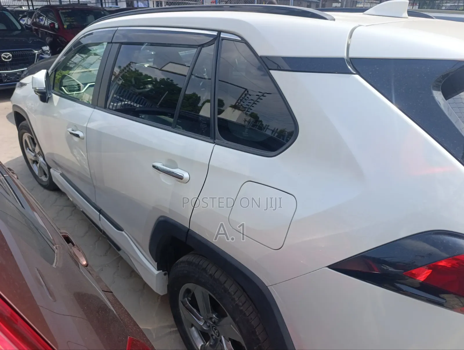Toyota RAV4 2019 Off white
