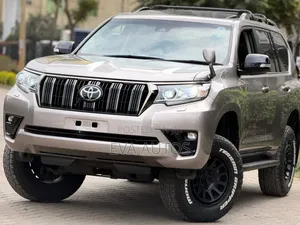 Toyota Land Cruiser Prado 2019 Gray