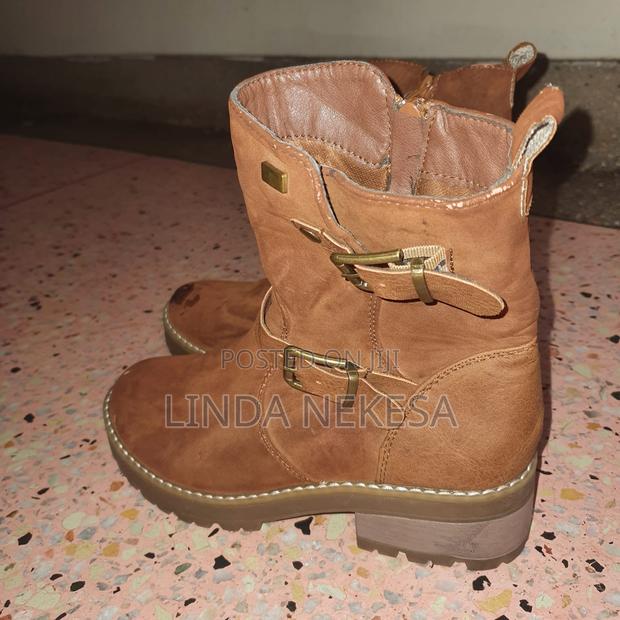 Suede Ankle Boots - thumbnail 4