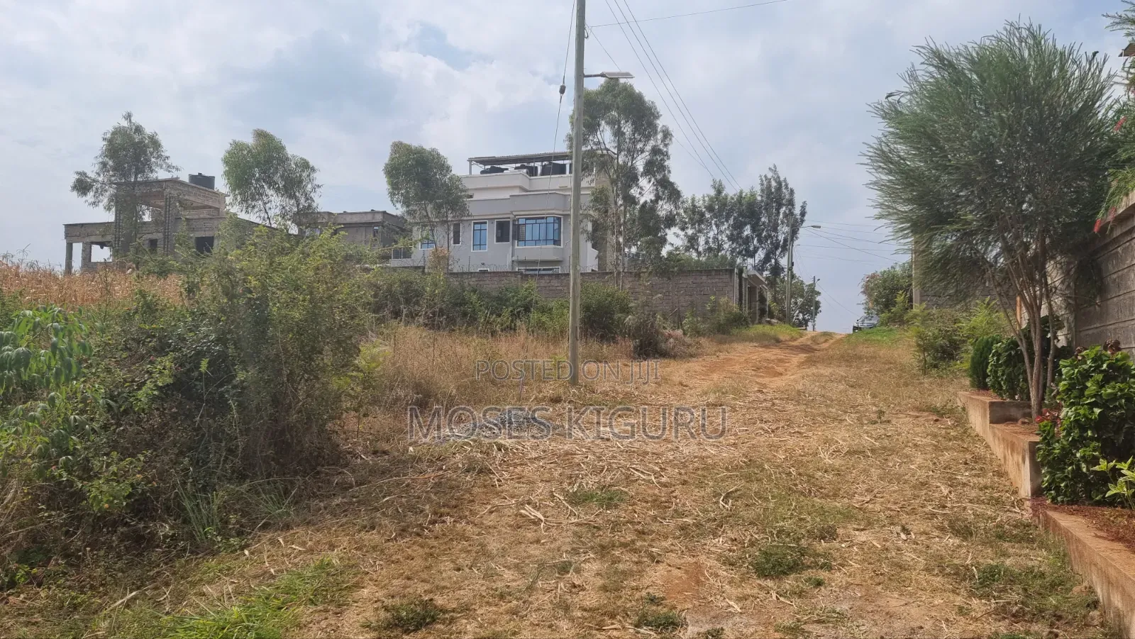 Croton Ridge Estate 50x100 Residential Plot.
