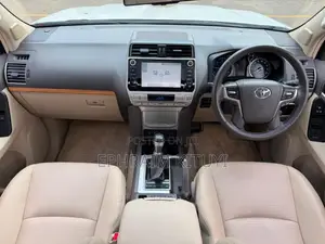 Toyota Land Cruiser Prado 2020 White