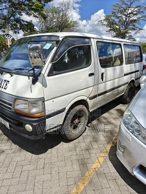 Toyota HiAce 1999 White
