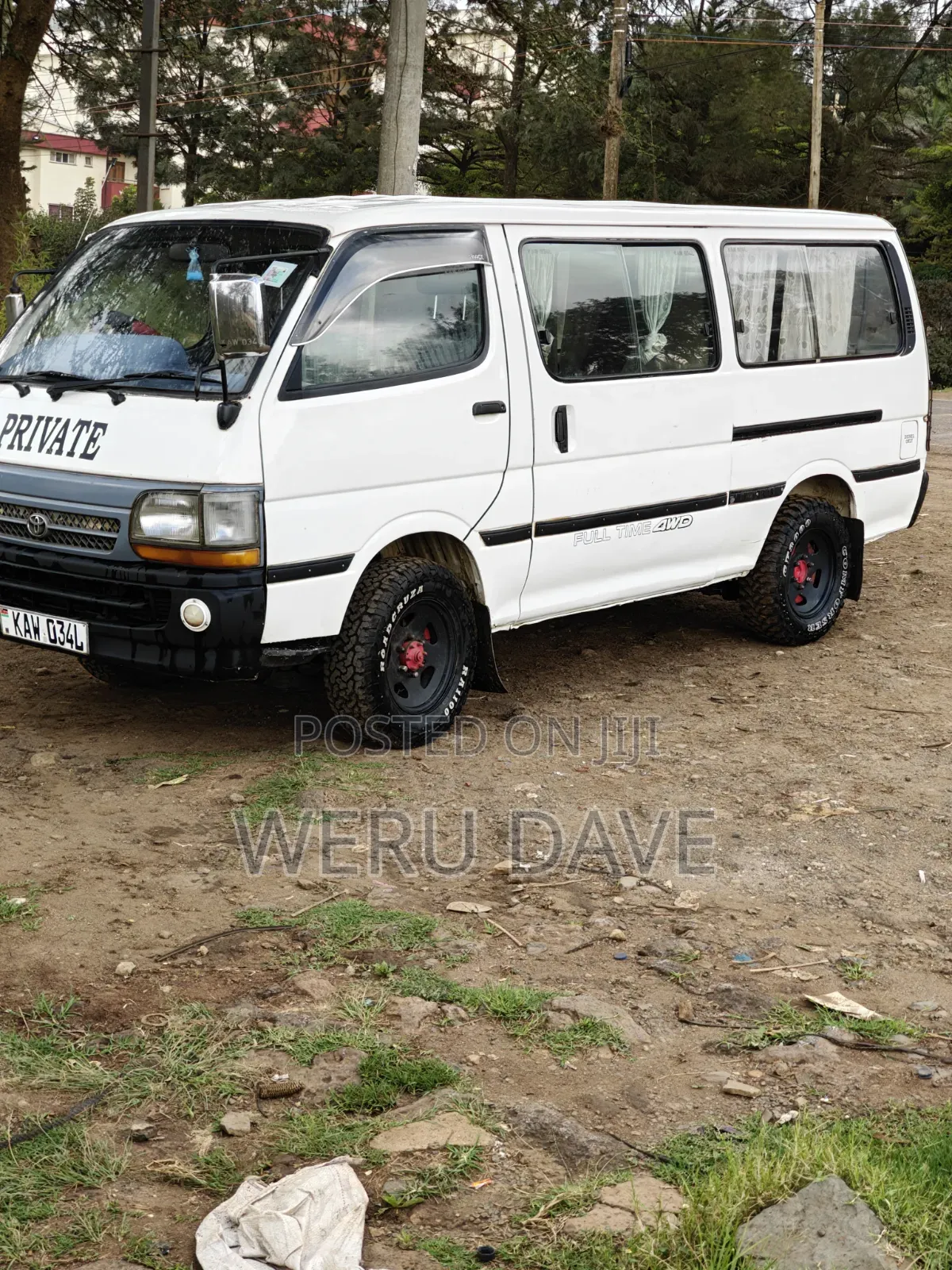 Toyota HiAce 1999 White