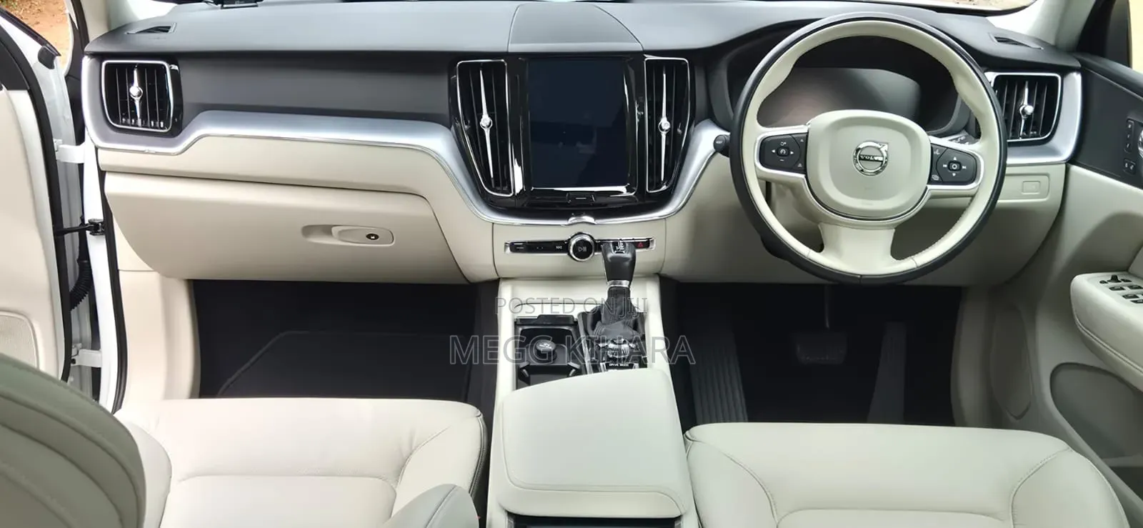 Volvo XC60 2020 White