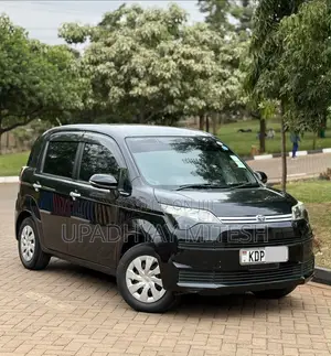 Toyota Spade 2016 Black