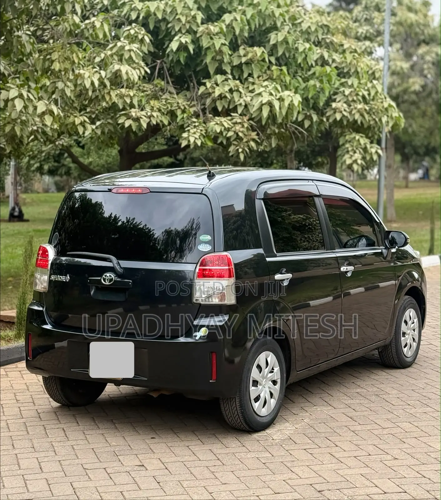Toyota Spade 2016 Black