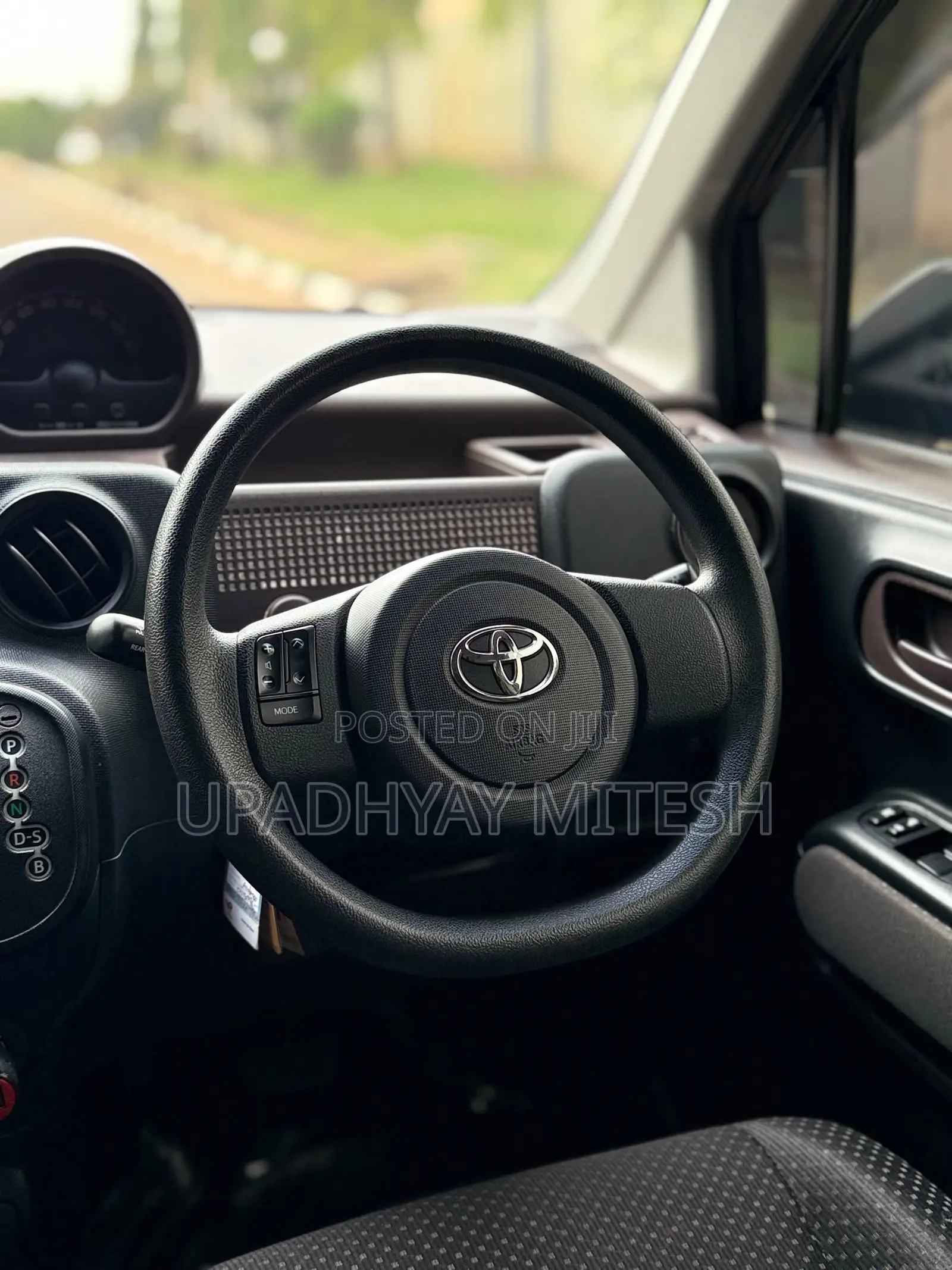 Toyota Spade 2016 Black